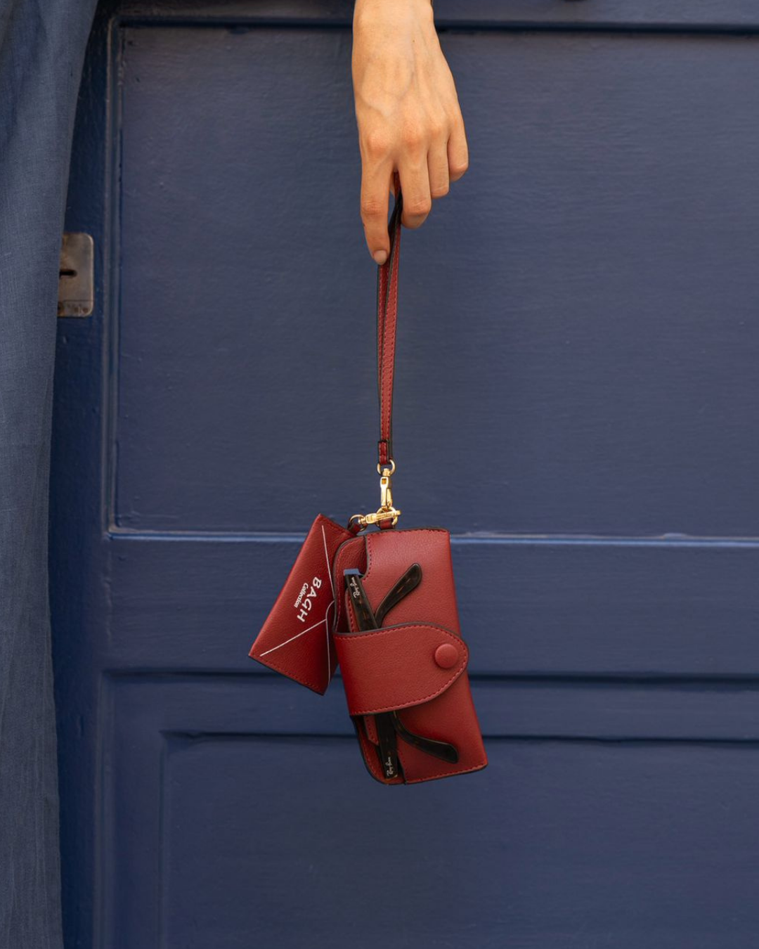 Wearable Glasses Case in Maroon