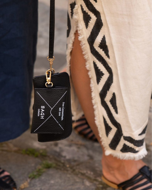 Wearbale Glasses Case in Black